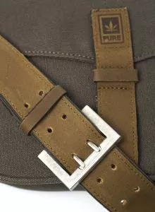 Pure Schultertasche aus Hanf und Bio-Baumwolle