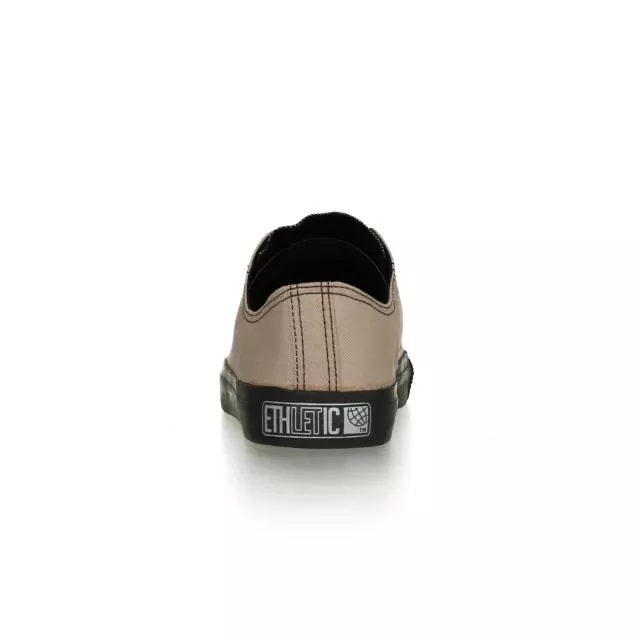 Ethletic Sneaker vegan LoCut Classic - Farbe moon rock grey / black aus Bio-Baumwolle Ethletic Sneaker vegan LoCut Classic - Farbe moon rock grey / black aus Bio-Baumwolle