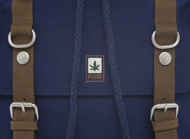 Pure Hanfrucksack XL mit 3 Vordertaschen aus Hanf und Bio-Baumwolle