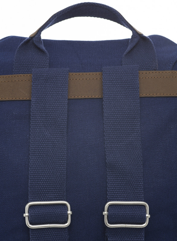 Pure Hanfrucksack XL mit 3 Vordertaschen aus Hanf und Bio-Baumwolle