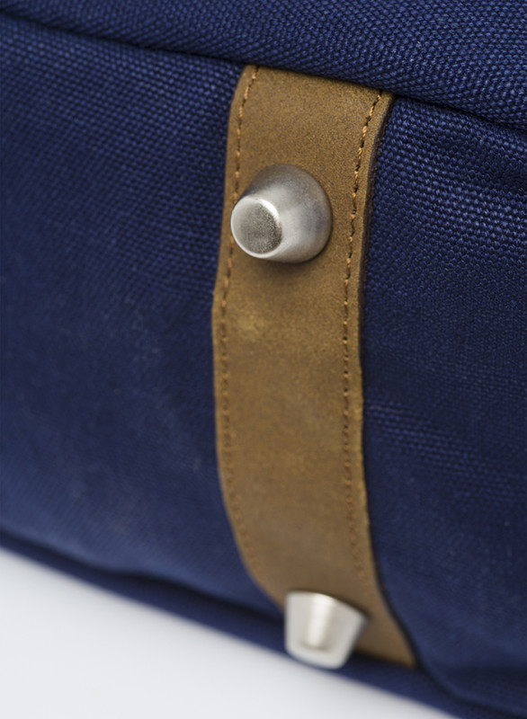 Pure Schultertasche DIN 4 aus Hanf und Bio-Baumwolle
